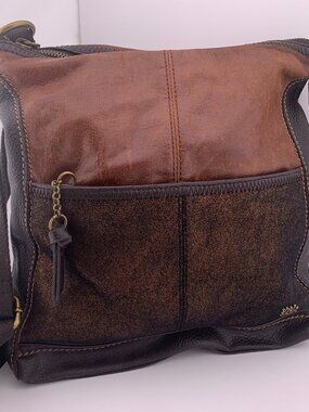 The Sak Crossbody Iris Brown Metallic Leather Shoulder Bag Purse Boho Classic
